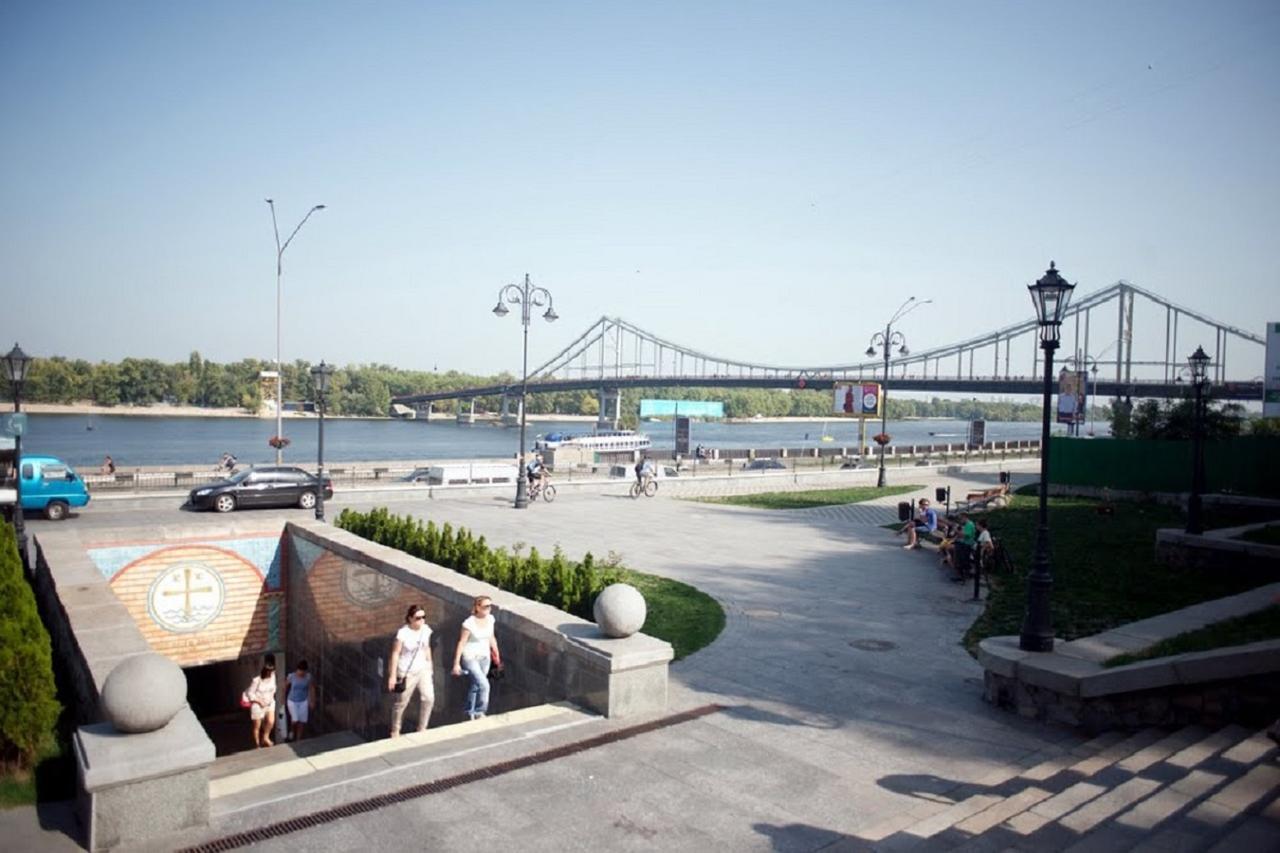 Podil Apart Near Poschtova Square History Center Kiev Eksteriør bilde